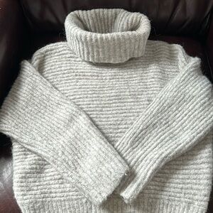 LEITH cozy neck crop sweater